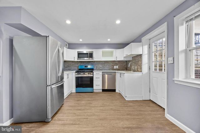 8136 GRAY HAVEN RD, Dundalk, MD 21222