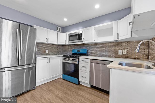 8136 GRAY HAVEN RD, Dundalk, MD 21222