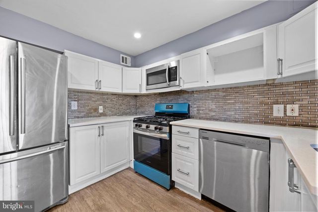 8136 GRAY HAVEN RD, Dundalk, MD 21222
