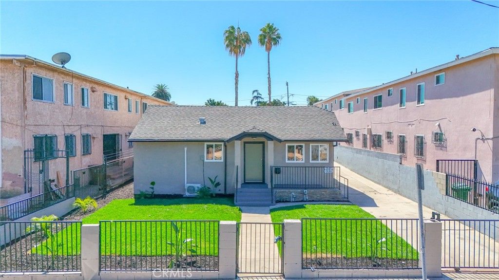 1324 W 106th, Los Angeles, CA 90044 — photo 5