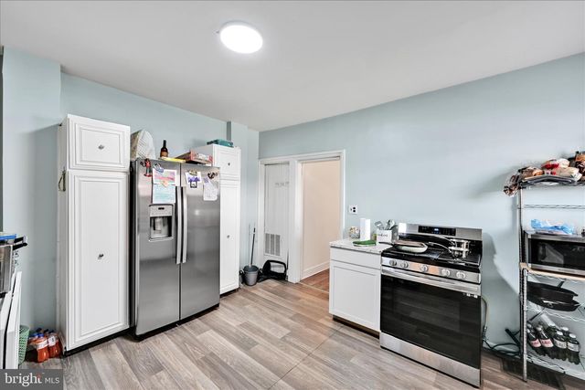 131 N CEDAR ST, York, PA 17401