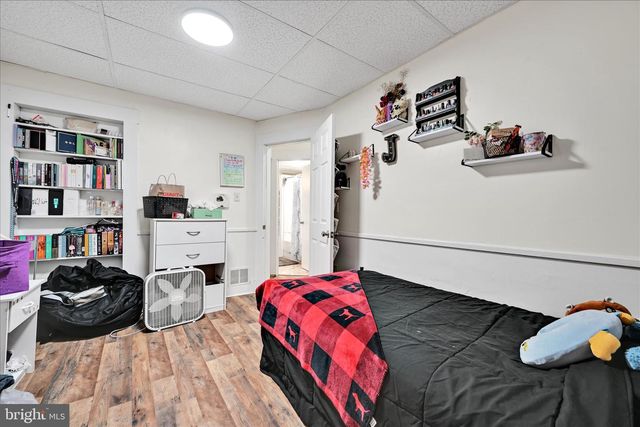 131 N CEDAR ST, York, PA 17401