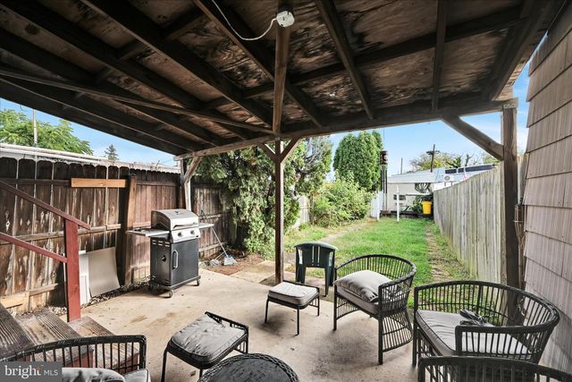 131 N CEDAR ST, York, PA 17401