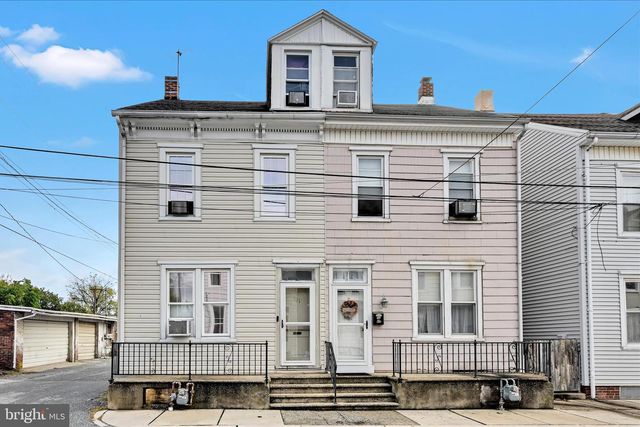131 N CEDAR ST, York, PA 17401