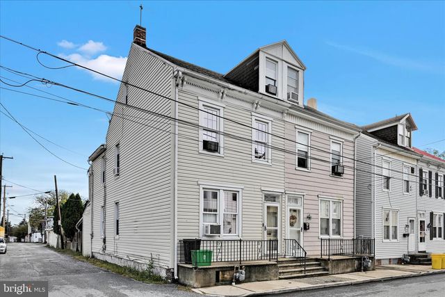 131 N CEDAR ST, York, PA 17401