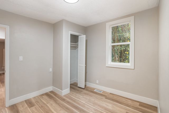 1828 S Main St, Columbia, TN 38401