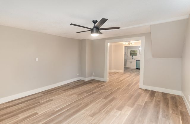 1828 S Main St, Columbia, TN 38401