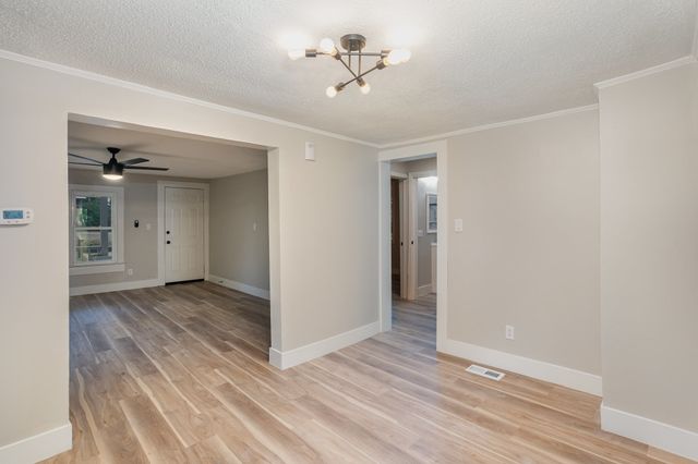 1828 S Main St, Columbia, TN 38401