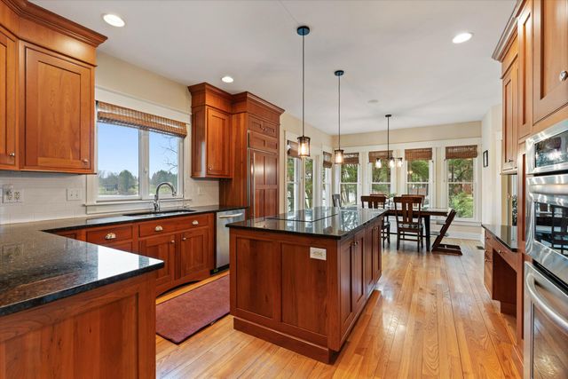 55755 Davis Lane, Dowagiac, MI 49047