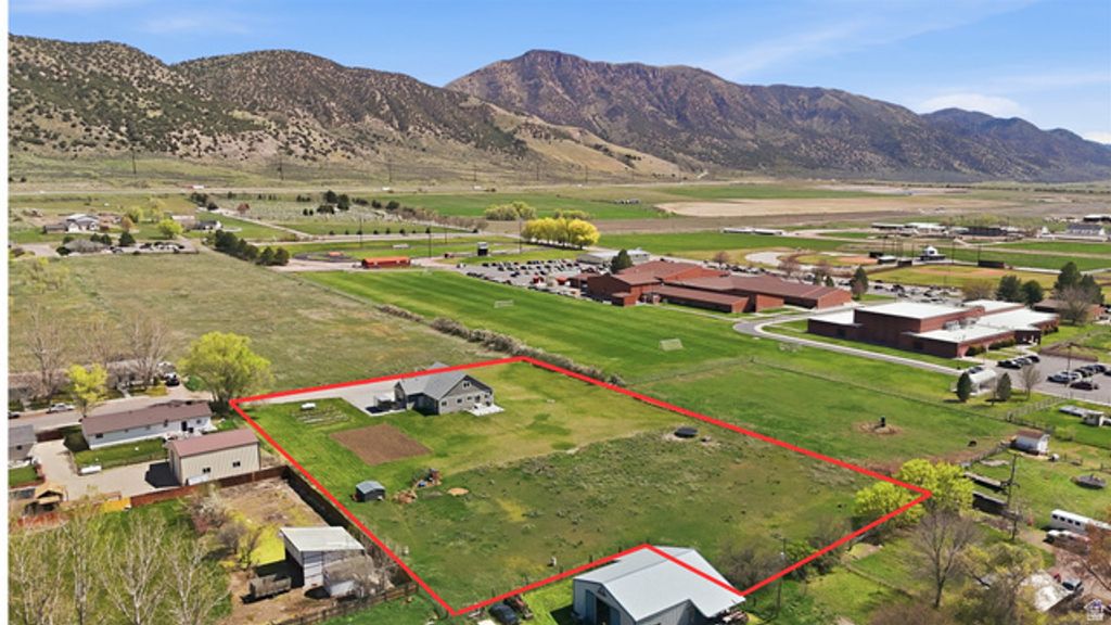 Image 52 of property listing at 200 BIRCH ST, Malad City, ID 83252