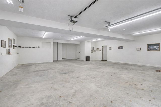 40 Royal Oaks Way, Leominster, MA 01453