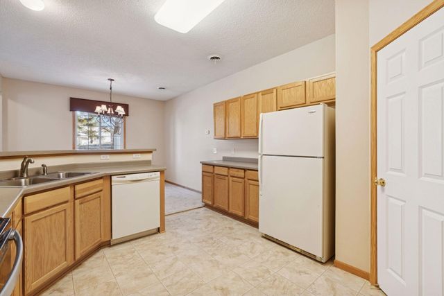 18051 69th Place N 2006, Maple Grove, MN 55311