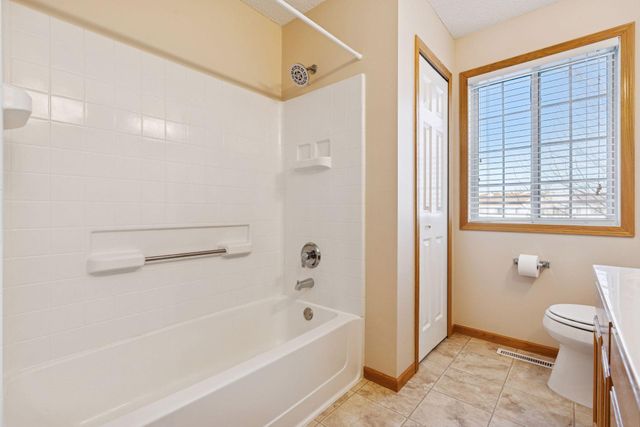 18051 69th Place N 2006, Maple Grove, MN 55311