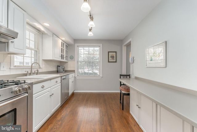 2212 LANTERN LN, Lafayette Hill, PA 19444