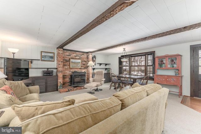 2212 LANTERN LN, Lafayette Hill, PA 19444