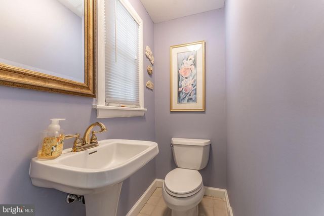 2212 LANTERN LN, Lafayette Hill, PA 19444