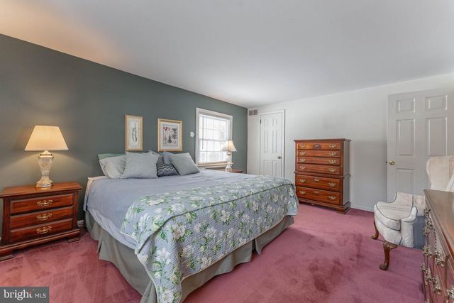 2212 LANTERN LN, Lafayette Hill, PA 19444