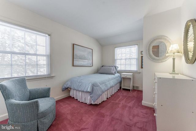 2212 LANTERN LN, Lafayette Hill, PA 19444