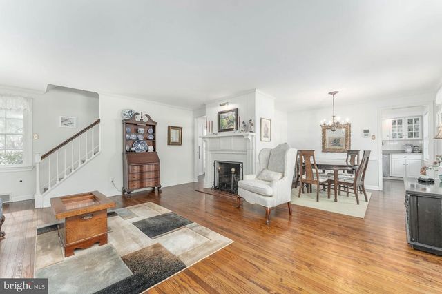 2212 LANTERN LN, Lafayette Hill, PA 19444