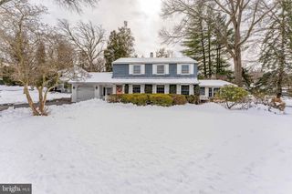 2212 LANTERN LN, Lafayette Hill, PA 19444