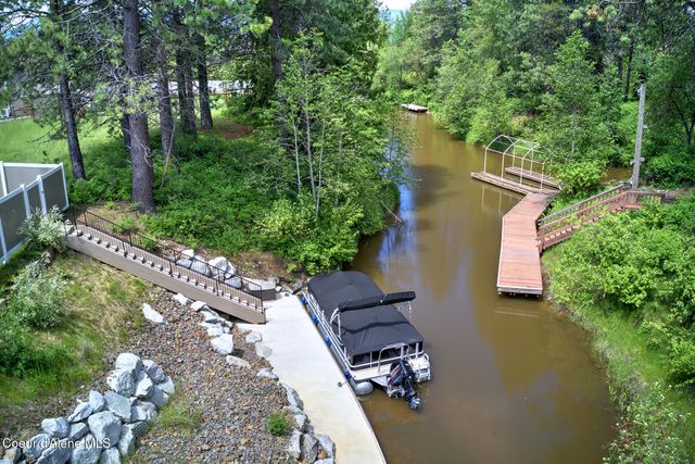 485 Birch Haven Dr, Sagle, ID 83860