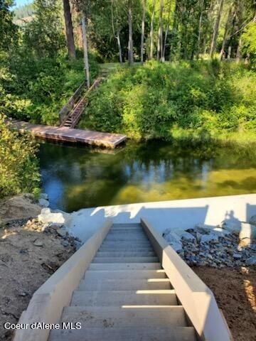 485 Birch Haven Dr, Sagle, ID 83860