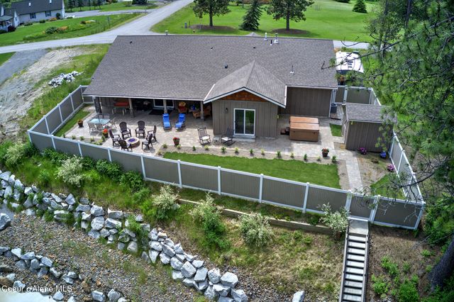 485 Birch Haven Dr, Sagle, ID 83860