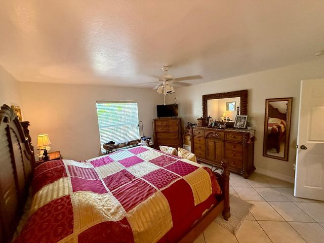 4515 W 7th St Street W, Lehigh Acres, FL 33971