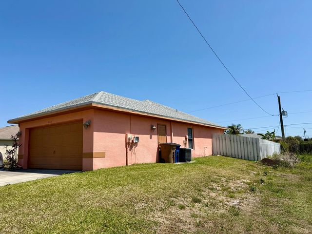 4515 W 7th St Street W, Lehigh Acres, FL 33971