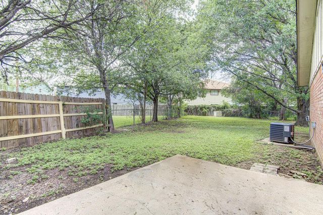 5301 Indio CIR A, Austin, TX 78745