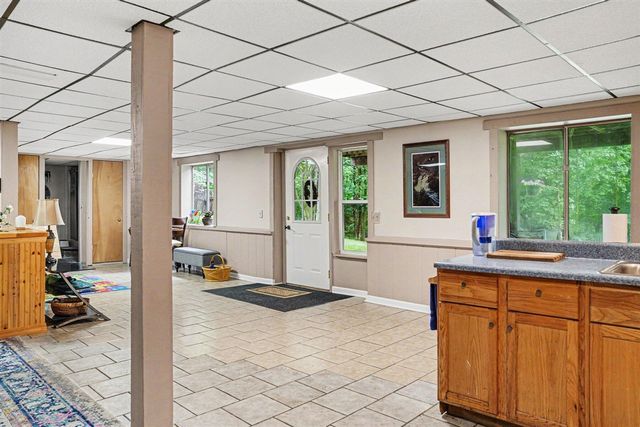4071 S 7th Street, Kalamazoo, MI 49009