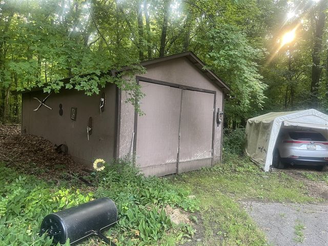 4071 S 7th Street, Kalamazoo, MI 49009