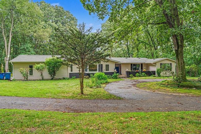 4071 S 7th Street, Kalamazoo, MI 49009