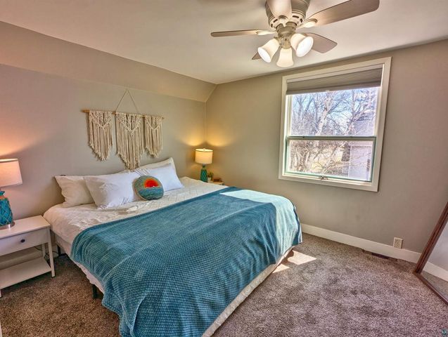 5633 Oakes Ave, Superior, WI 54880