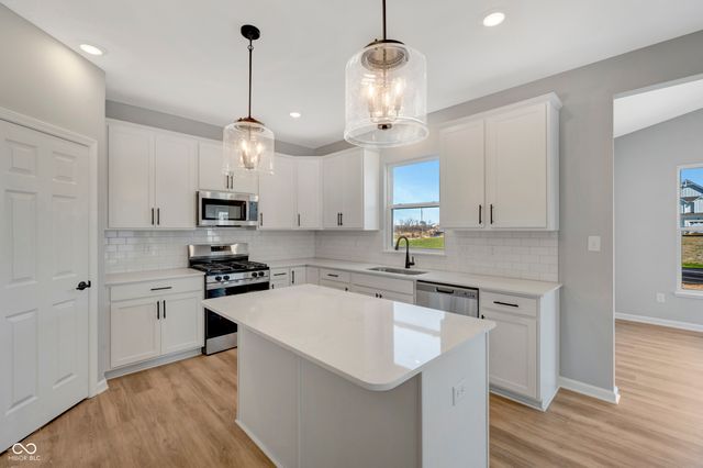 17122 Cowbell Drive, Noblesville, IN 46060