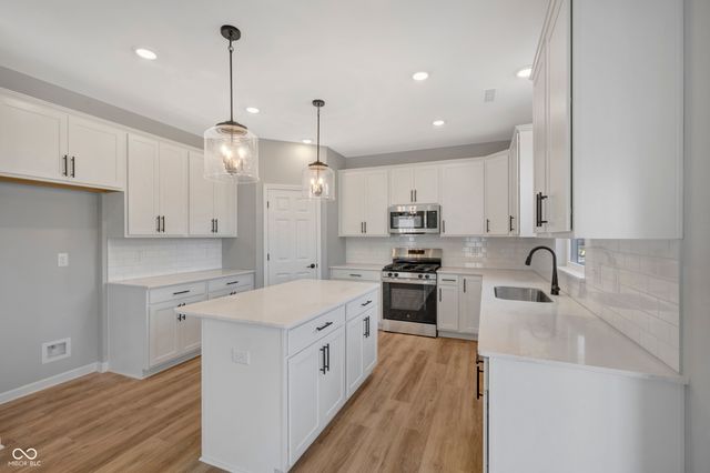 17122 Cowbell Drive, Noblesville, IN 46060