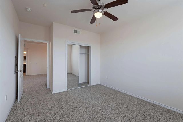 9900 Mcneil Drive 8-08013, Austin, TX 78750