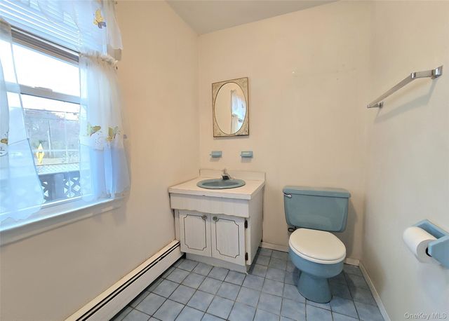 1 Jamar Lane, Ronkonkoma, NY 11779