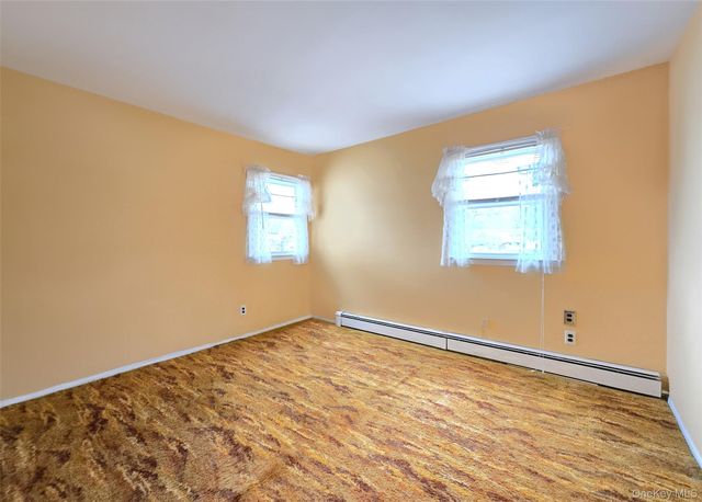 1 Jamar Lane, Ronkonkoma, NY 11779