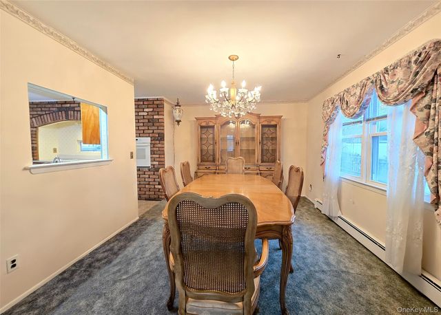 1 Jamar Lane, Ronkonkoma, NY 11779