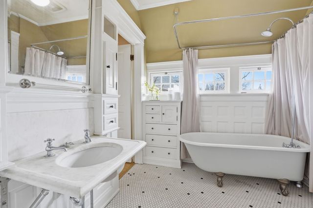 364 S Coeur d'Alene St, Spokane, WA 99201