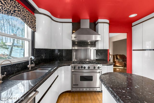 341 Gordons Corner Road, Manalapan, NJ 07726