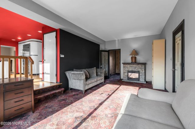 341 Gordons Corner Road, Manalapan, NJ 07726