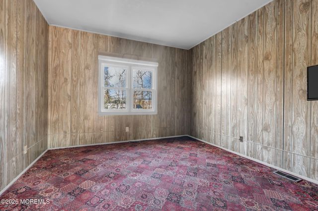 341 Gordons Corner Road, Manalapan, NJ 07726