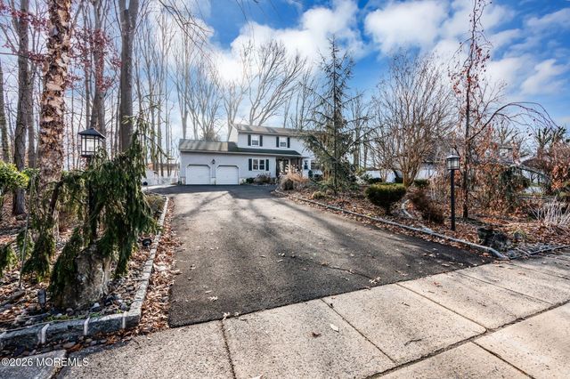 341 Gordons Corner Road, Manalapan, NJ 07726