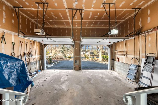 341 Gordons Corner Road, Manalapan, NJ 07726