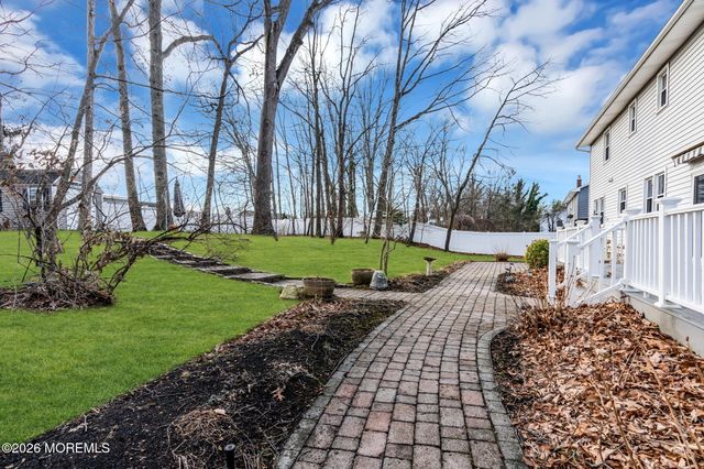341 Gordons Corner Road, Manalapan, NJ 07726