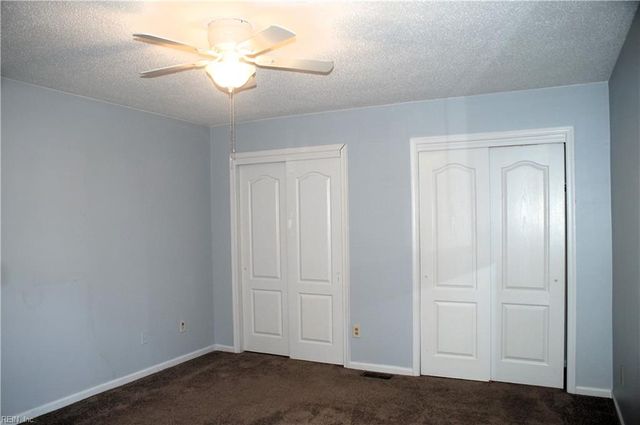 316 Esplanade PL, Chesapeake, VA 23320