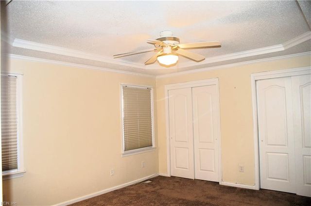 316 Esplanade PL, Chesapeake, VA 23320