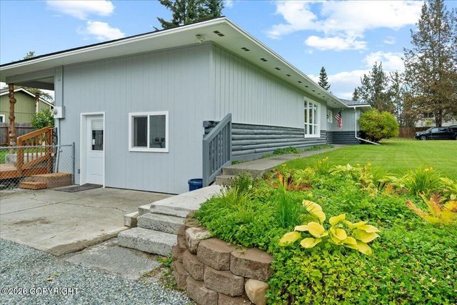 12606 Iris Way, Eagle River, AK 99577